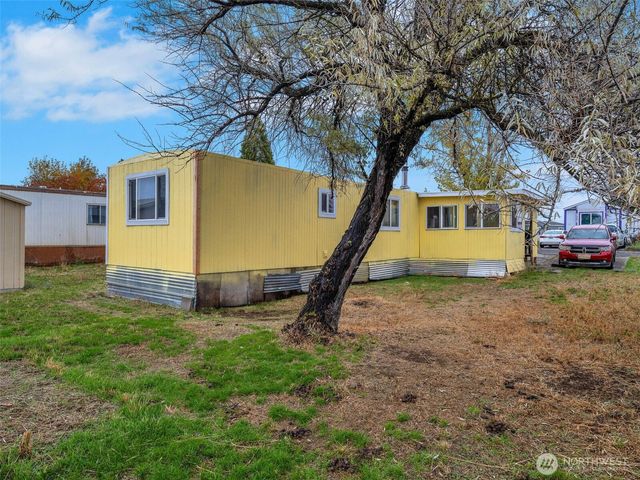 1500 S Columbus Avenue #16, Goldendale, WA 98620