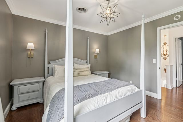1607 Otter Creek Rd, Nashville, TN 37215