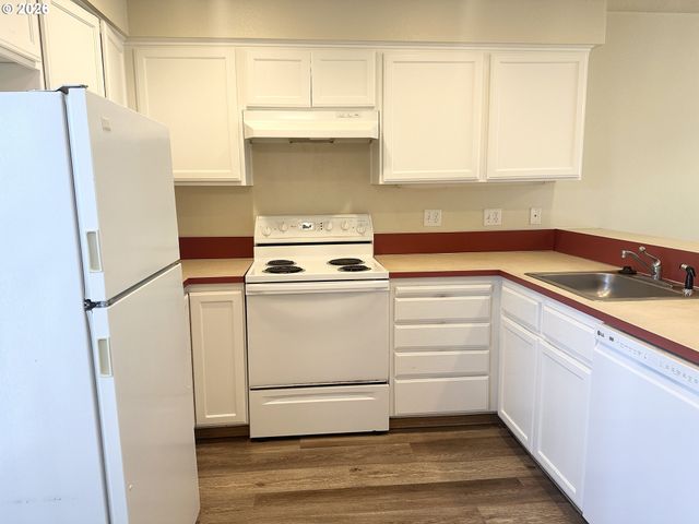 5234 Sw 174TH Ter, Beaverton, OR 97078