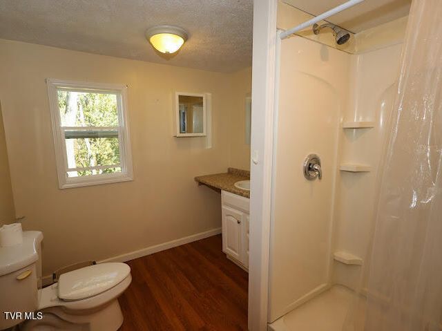 2855 Kents Ridge Road, Cedar Bluff, VA 24609