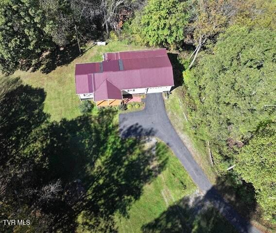 2855 Kents Ridge Road, Cedar Bluff, VA 24609