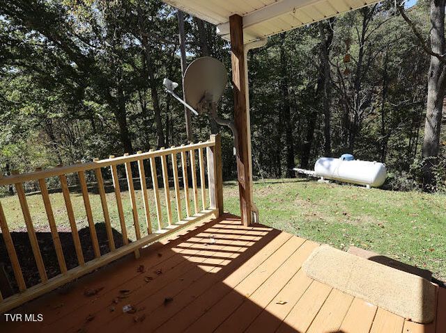 2855 Kents Ridge Road, Cedar Bluff, VA 24609