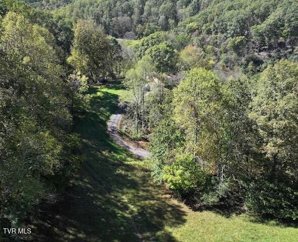 2855 Kents Ridge Road, Cedar Bluff, VA 24609