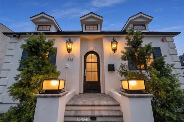 1358 S Ridgeley, Los Angeles, CA 90019