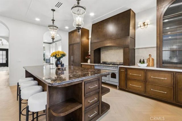1358 S Ridgeley, Los Angeles, CA 90019