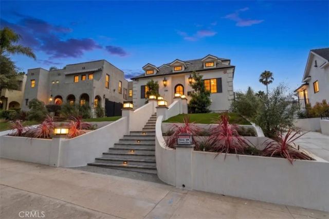 1358 S Ridgeley, Los Angeles, CA 90019