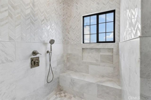 1358 S Ridgeley, Los Angeles, CA 90019