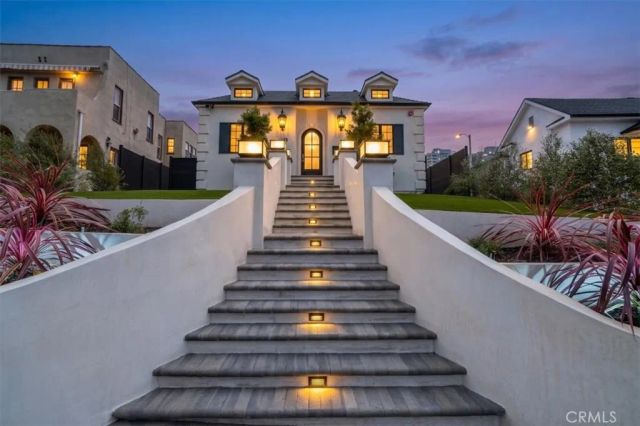 1358 S Ridgeley, Los Angeles, CA 90019