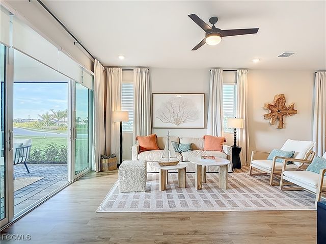 8735 Catamaran DR 4A-Villa, Naples, FL 34114