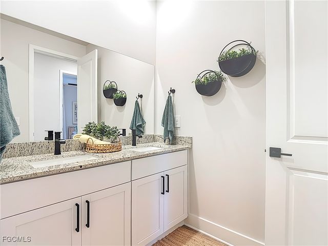 8735 Catamaran DR 4A-Villa, Naples, FL 34114