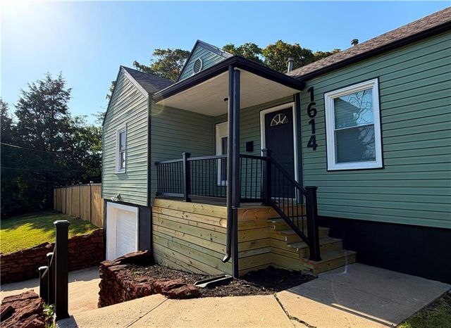 1614 E 85TH Street, Kansas City, MO 64131