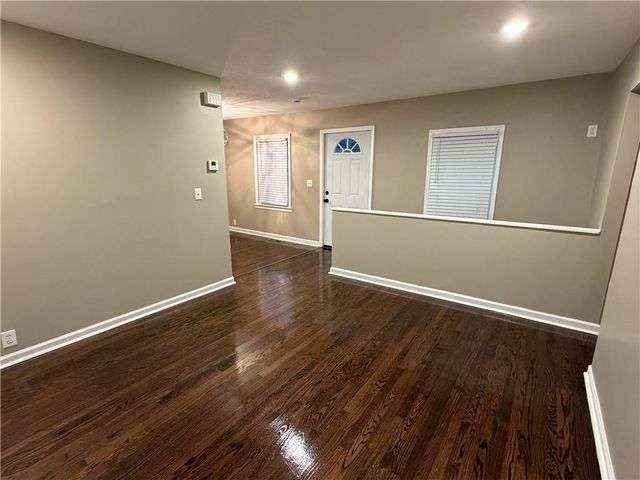 1614 E 85TH Street, Kansas City, MO 64131