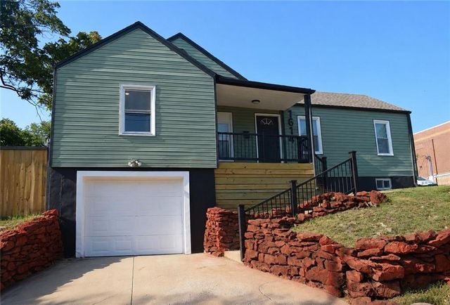 1614 E 85TH Street, Kansas City, MO 64131