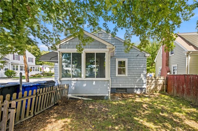 274 Whitford Avenue, Providence, RI 02908