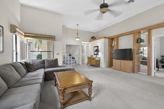 908 Windermere Way, Palm Beach Gardens, FL 33418