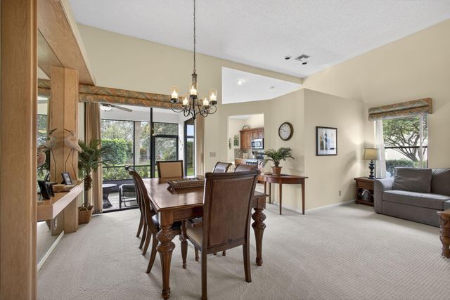 908 Windermere Way, Palm Beach Gardens, FL 33418