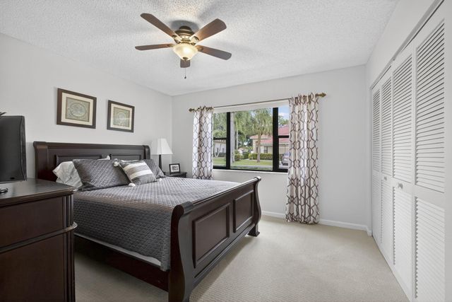 908 Windermere Way, Palm Beach Gardens, FL 33418