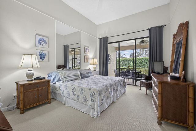 908 Windermere Way, Palm Beach Gardens, FL 33418