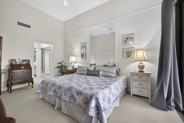 908 Windermere Way, Palm Beach Gardens, FL 33418