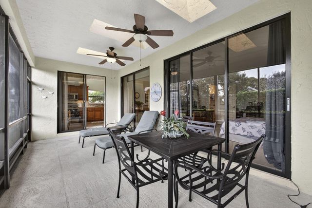 908 Windermere Way, Palm Beach Gardens, FL 33418