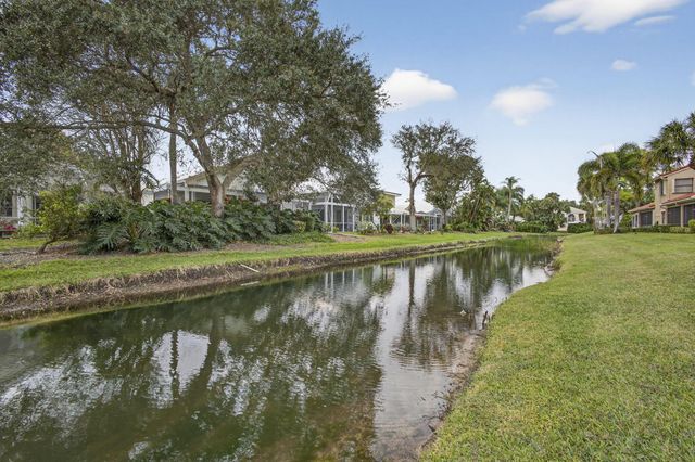 908 Windermere Way, Palm Beach Gardens, FL 33418