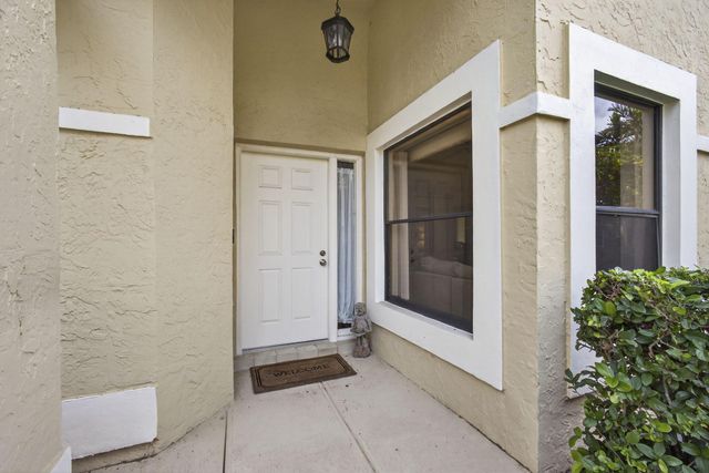 908 Windermere Way, Palm Beach Gardens, FL 33418