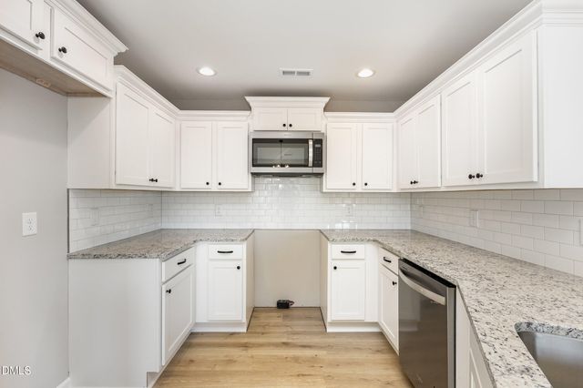 185 N Movado Trail, Kenly, NC 27542