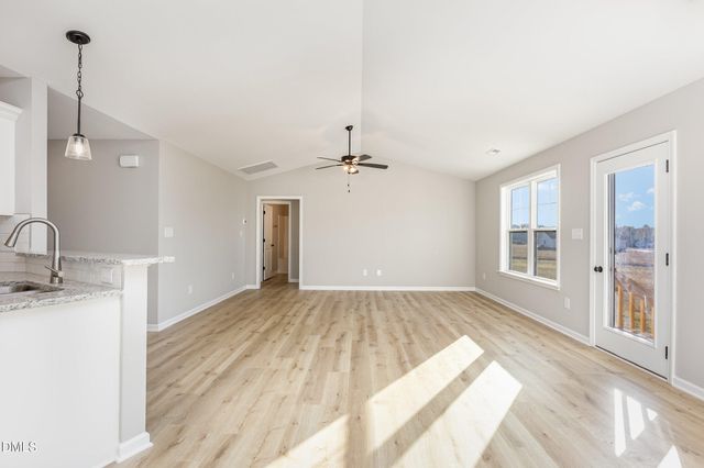 185 N Movado Trail, Kenly, NC 27542