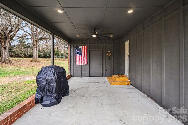 5502 Chicopee Drive, Mint Hill, NC 28227