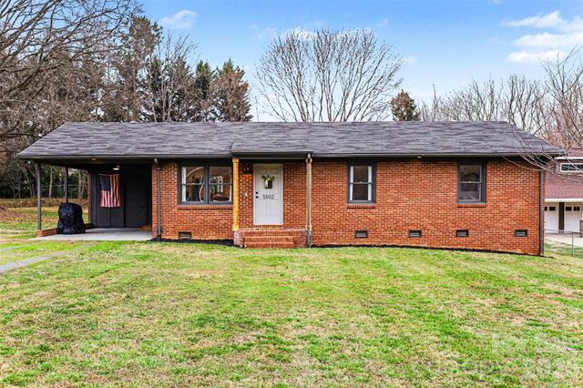 5502 Chicopee Drive, Mint Hill, NC 28227