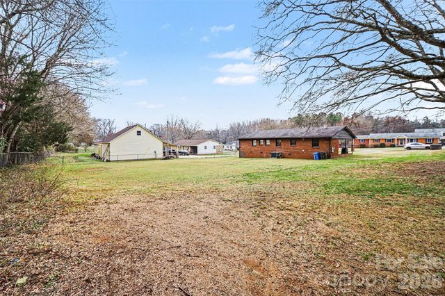 5502 Chicopee Drive, Mint Hill, NC 28227