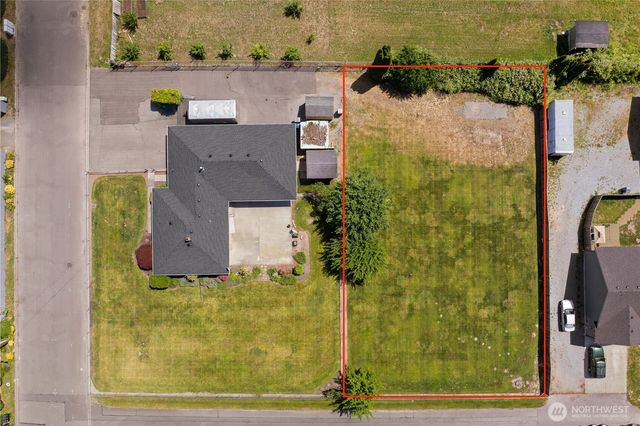 428 4th Avenue SE, Pacific, WA 98047