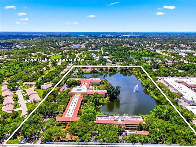 4540 BEE RIDGE ROAD Villa 1, Sarasota, FL 34233