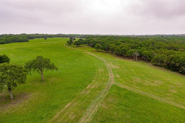 5531 NE County Road 3130, Kerens, TX 75144