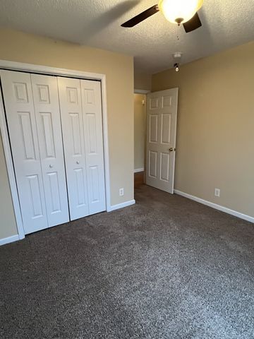 3904 Roscommon Way, Clarksville, TN 37040