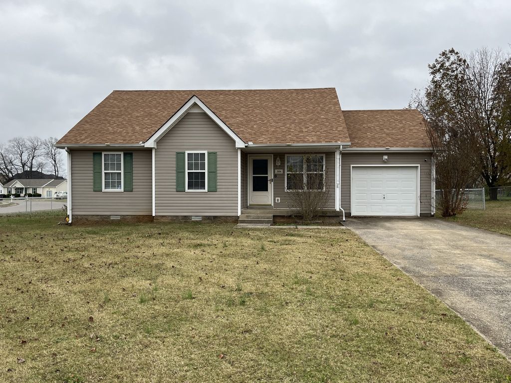 3904 Roscommon Way, Clarksville, TN 37040
