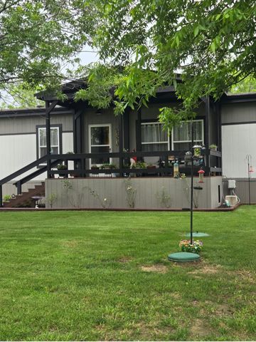 254 County Road 1727, Yantis, TX 75497