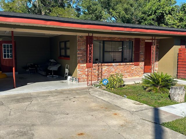 607 AVENUE E SE, Winter Haven, FL 33880