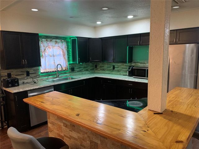 607 AVENUE E SE, Winter Haven, FL 33880