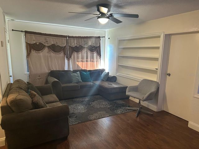 607 AVENUE E SE, Winter Haven, FL 33880