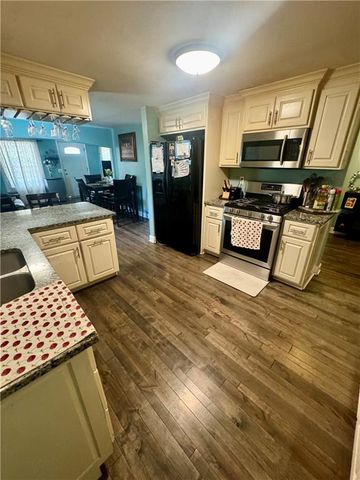 2527 N 43RD Street, Kansas City, KS 66104