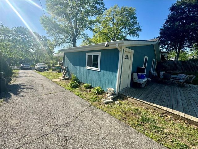 2527 N 43RD Street, Kansas City, KS 66104