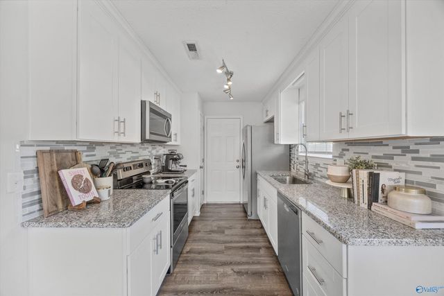 14003 Whitecastle Court SW, Huntsville, AL 35803