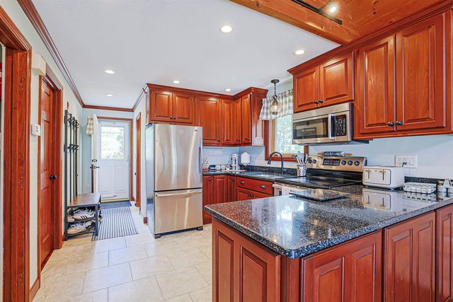 53 Dalton Drive, Barnstead, NH 03225