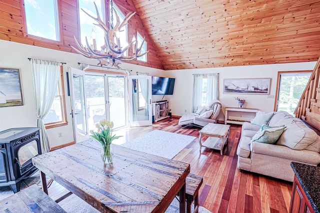 53 Dalton Drive, Barnstead, NH 03225