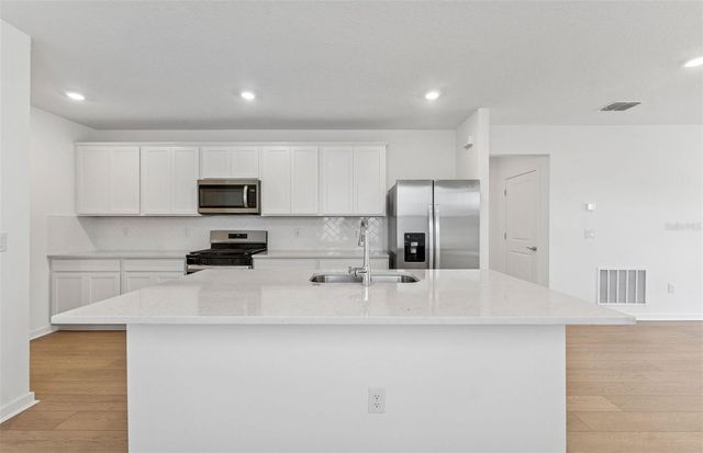 6287 BROAD FIELD AVENUE, Apollo Beach, FL 33572