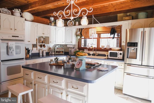 37844 NICEWARNER LN, Lovettsville, VA 20180