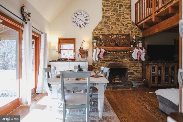 37844 NICEWARNER LN, Lovettsville, VA 20180