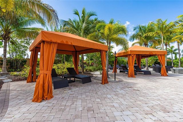 9419 Benvenuto CT 204, Naples, FL 34119