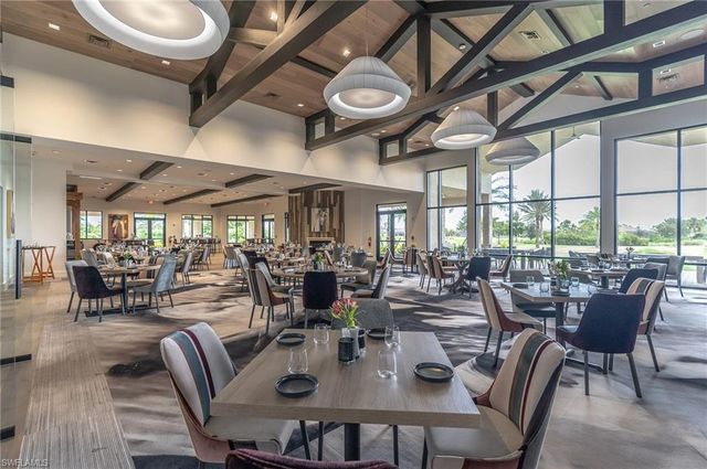 9419 Benvenuto CT 204, Naples, FL 34119